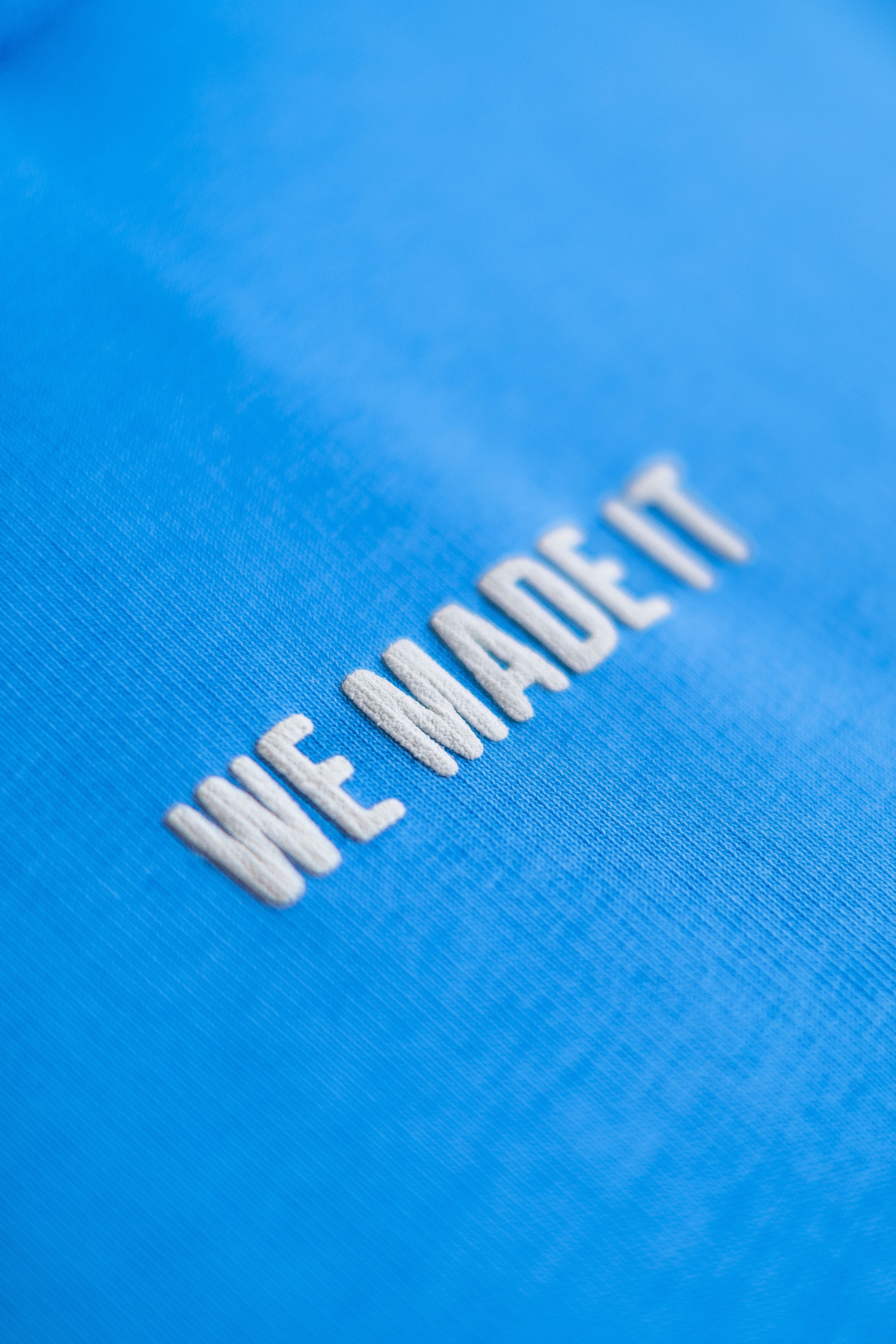 Oversized Hoodie „Cheers to us“ - Blau-zoom-17