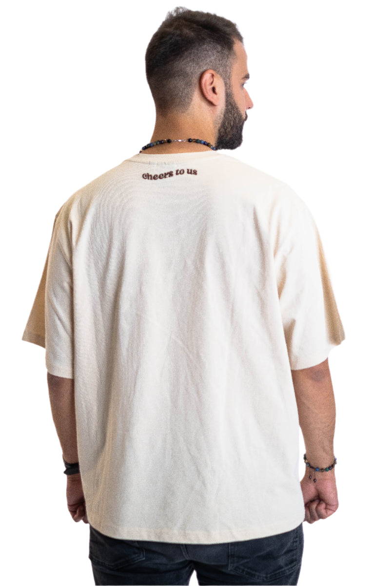 Oversized Tee „Cheers to us“ - Beige-zoom-