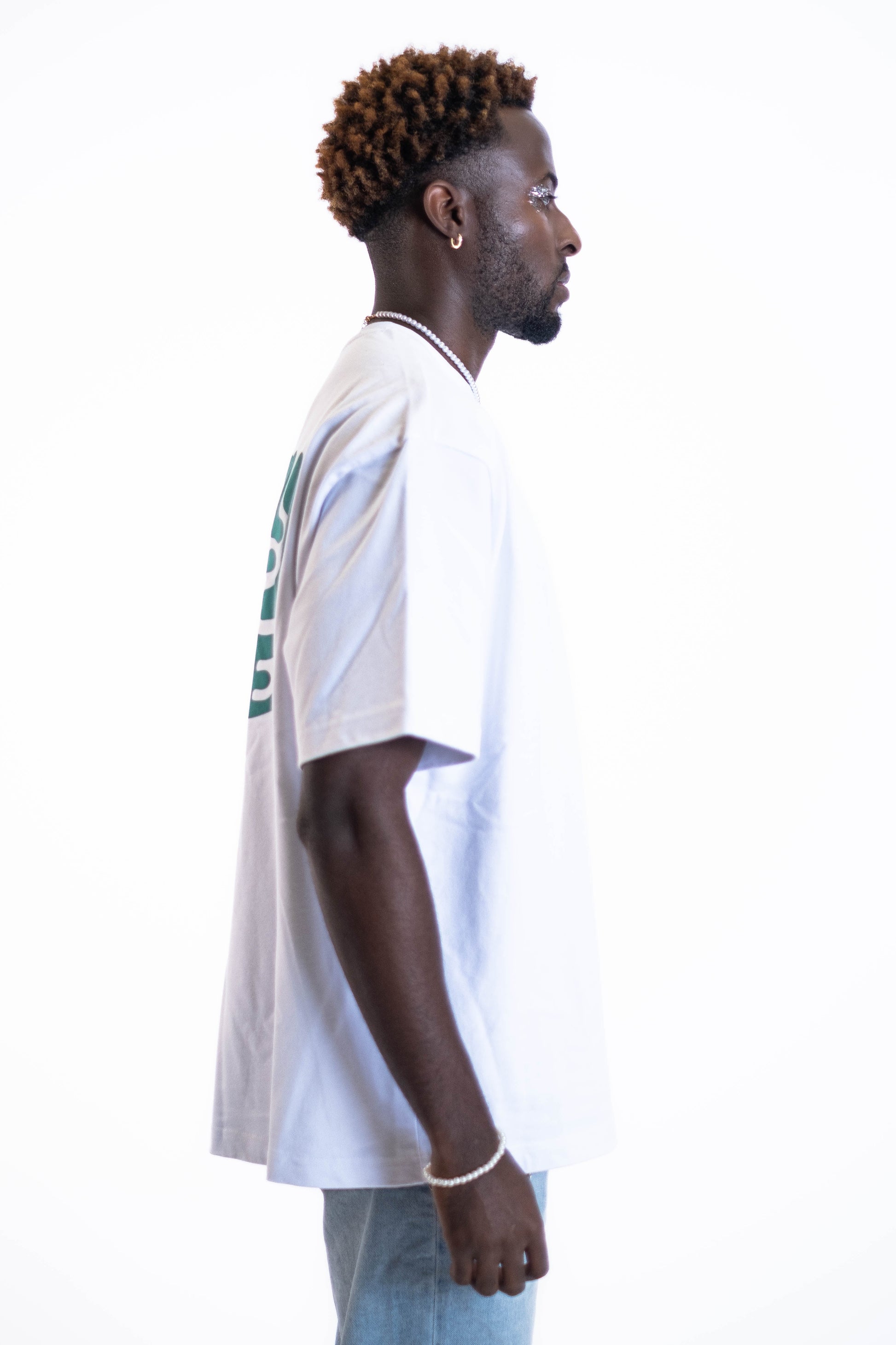 Oversized Tee „Finally Free“ - Weiß-7