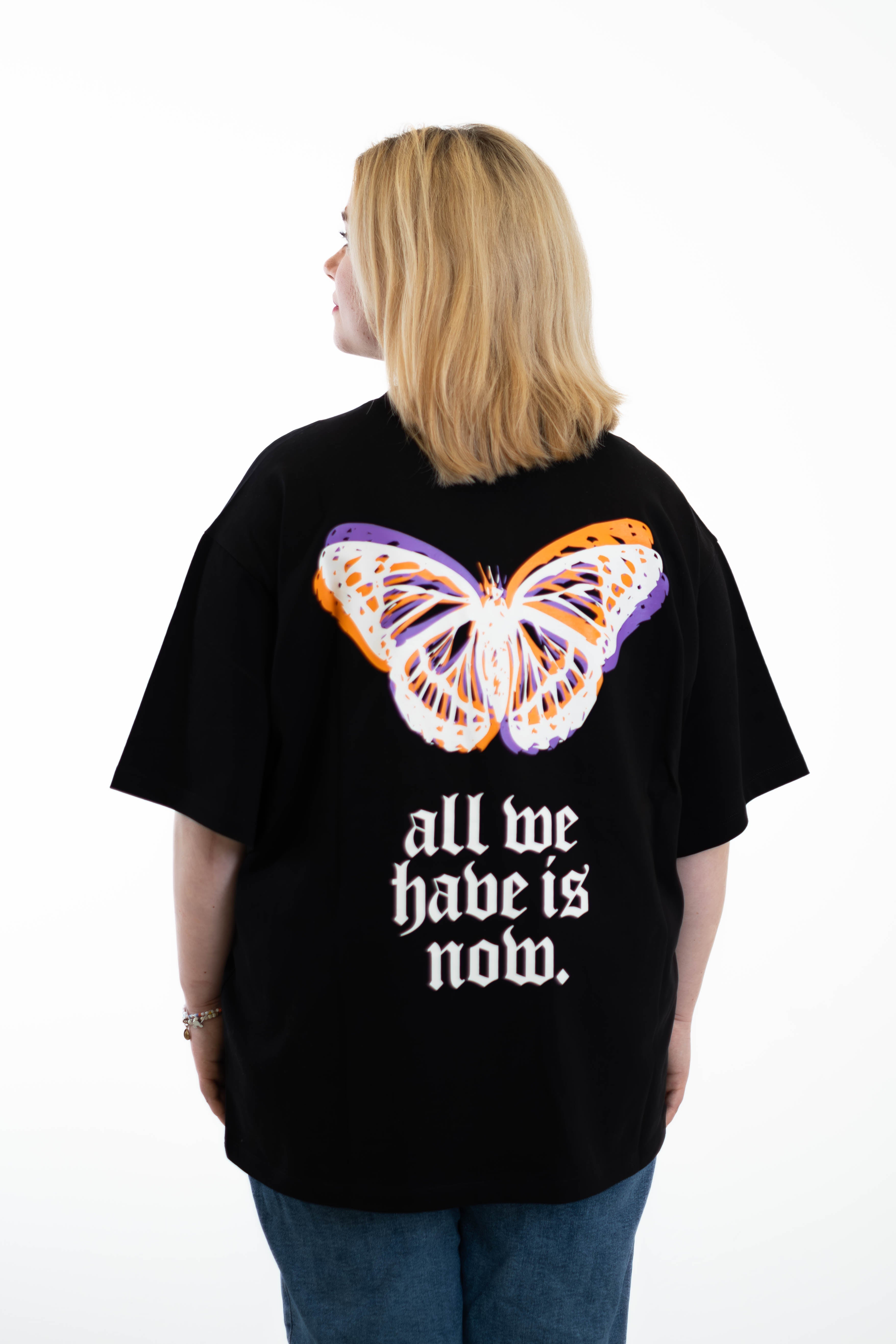 Oversized Tee „all we have is now“ - Black-zoom-3