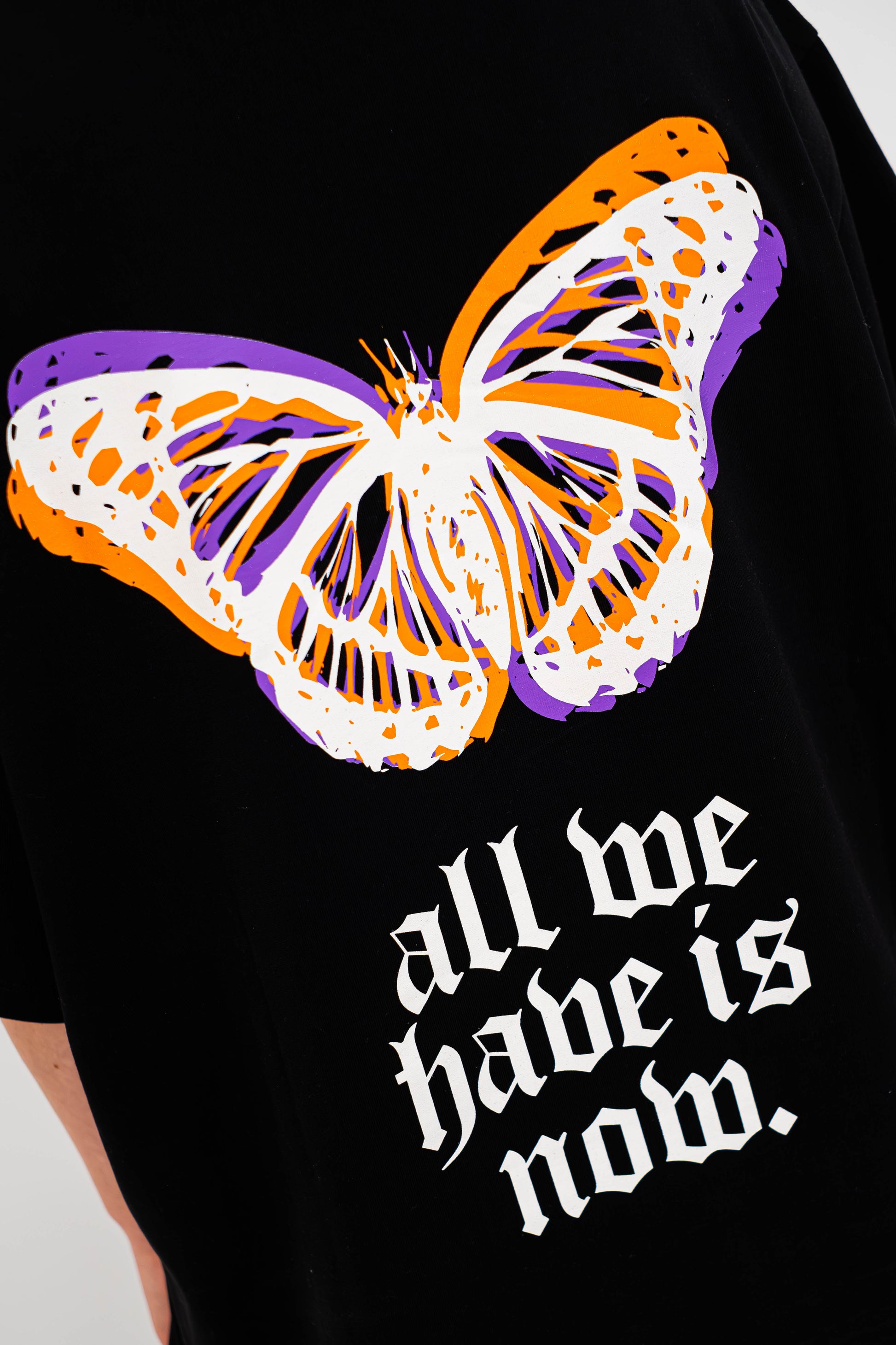 Oversized Tee „all we have is now“ - Black-5