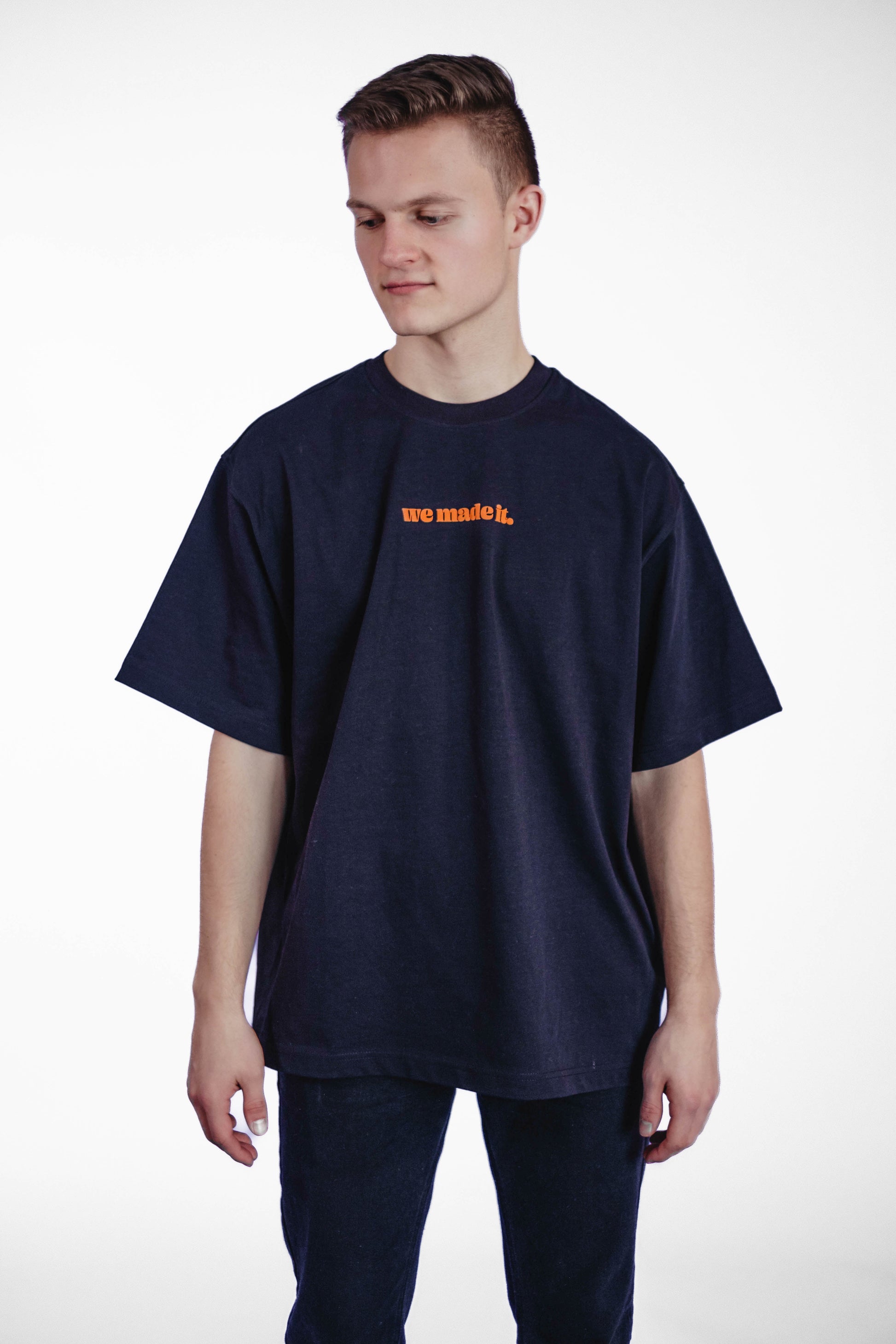 Oversize Tee „We made it“ - Schwarz-4