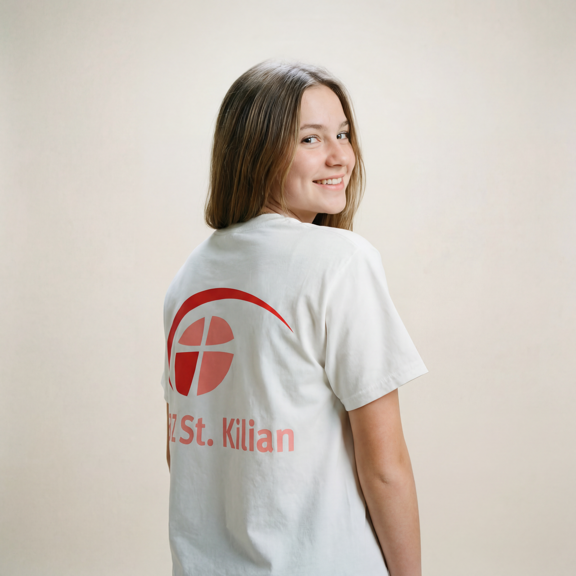 Kinder T-Shirt "Junior Peter" mit großem hellem Rückenlogo (St. Kilian)-1
